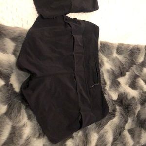 Lululemon speed up short 4” sz 8